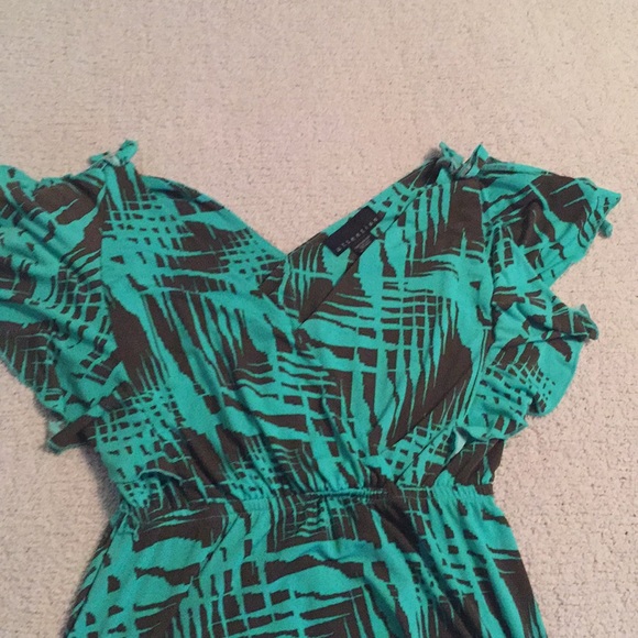 Women’s Attention Dress - Picture 2 of 3